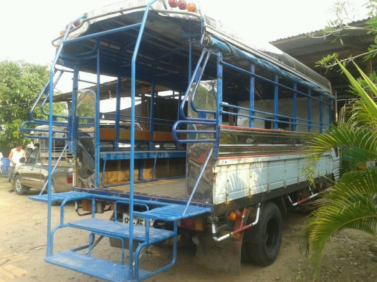 ขายโดยสารNKR 120แรง เครื่องดี แชสซีสวย เอกสารพร้อมโอน