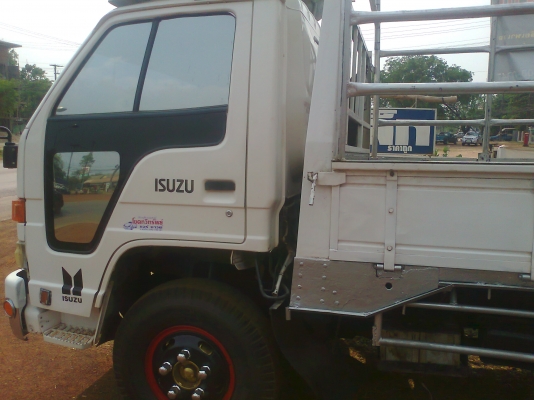 ขาย2คัน NPR115 เครื่อง4Bd1กระบะยาว5เมตรแอร์เย็น ขาย2คัน NPR115 เครื่อง4Bd1กระบะยาว5เมตรแอร์เย็น