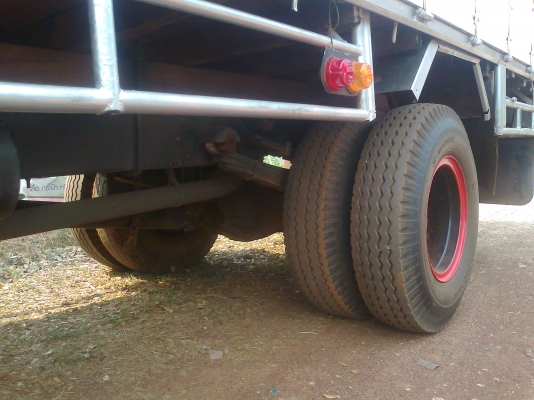 ขาย2คัน NPR115 เครื่อง4Bd1กระบะยาว5เมตรแอร์เย็น ขาย2คัน NPR115 เครื่อง4Bd1กระบะยาว5เมตรแอร์เย็น