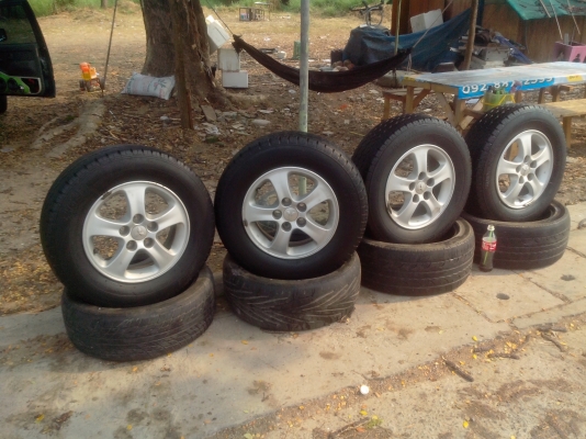 ขายแม็กขอบ15/5/114.3พร้อมยางราคาแสนถูก