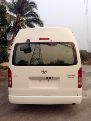 ขายรถตู้ toyota commuter 2011 รถมือเดียว