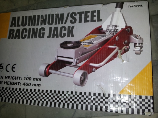 แม่เเรงยกรถ อลูมิเนียม/เหล็ก  เเข็งเเรง ทนทาน น้ำหนักเบา  2.5T ยกได้เร็ว 2ลูกสูบ