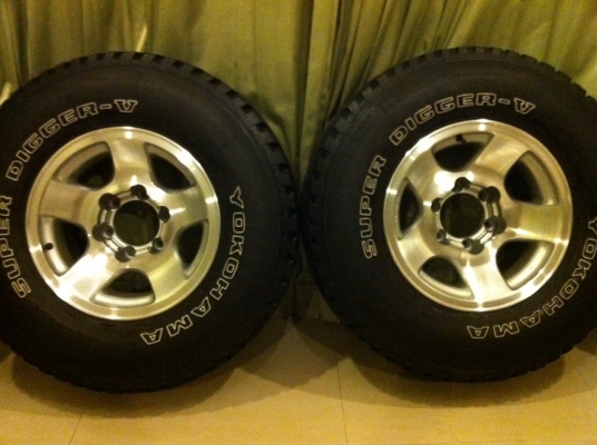 ขายล้อ 15 offroad พร้อมยาง31 all ขายล้อ 15 offroad พร้อมยาง31 all