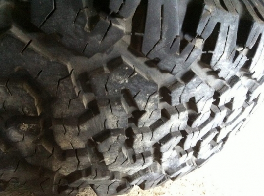 ขายยาง BF Goodrich All-terrain 265 75 r16 ดอกลึกสวยราคาแพง