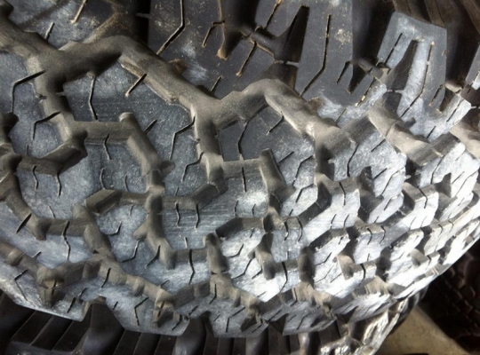 ขายยาง BF Goodrich All-terrain 265 75 r16 ดอกลึกสวยราคาแพง