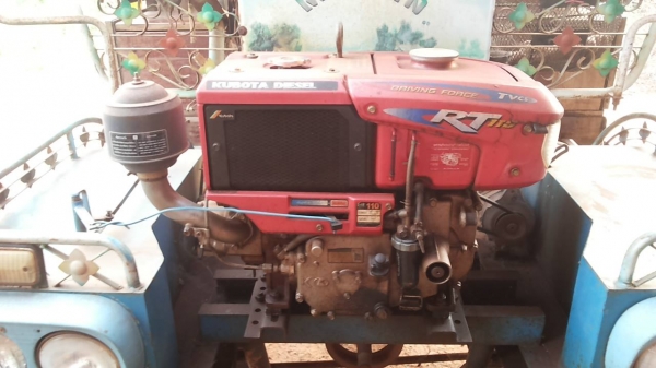 ***ขายแล้วครับขอบคุณ Truck2hand ขายด่วนๆ !! แต๋น6ล้อ ราคาเบาๆ เครื่องKUBOTA RT110 11แรง เครื่องแน่น สตาร์ทติดง่าย เกียร์อีสุเอลดีไม่หลุด ช่วงล่างคานหน้าบัดดี้ เฟืองท้าย 85 คัสซีหน้า5 สวยเดิมไม่ผุ กระบะพื้นไม้คอกไม้สูงสภาพดี ไม่มีผุ มีหลังคา พ.ธรรมดา ยางหน ***ขายแล้วครับขอบคุณ Truck2hand ขายด่วนๆ !! แต๋น6ล้อ ราคาเบาๆ เครื่องKUBOTA RT110 11แรง เครื่องแน่น สตาร์ทติดง่าย เกียร์อีสุเอลดีไม่หลุด ช่วงล่างคานหน้าบัดดี้ เฟืองท้าย 85 คัสซีหน้า5 สวยเดิมไม่ผุ กระบะพื้นไม้คอกไม้สูงสภาพดี ไม่มีผุ มีหลังคา พ.ธรรมดา ยางหน