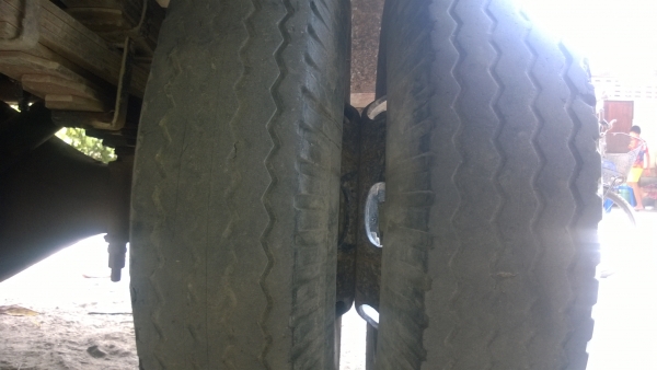 ISUZU  รถดั้ม