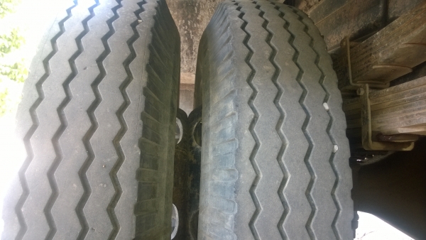 ISUZU  รถดั้ม