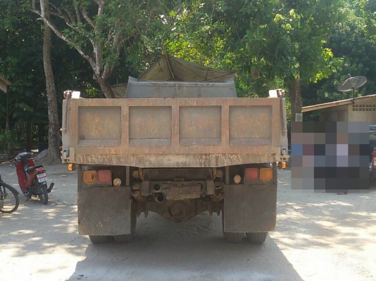 ISUZU  รถดั้ม