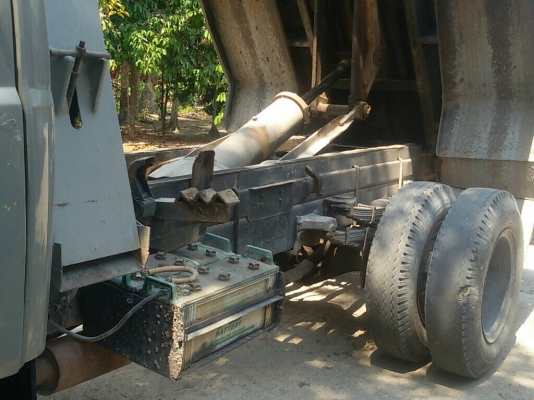 ISUZU  รถดั้ม