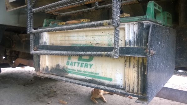 ISUZU  รถดั้ม