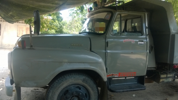 ISUZU  รถดั้ม