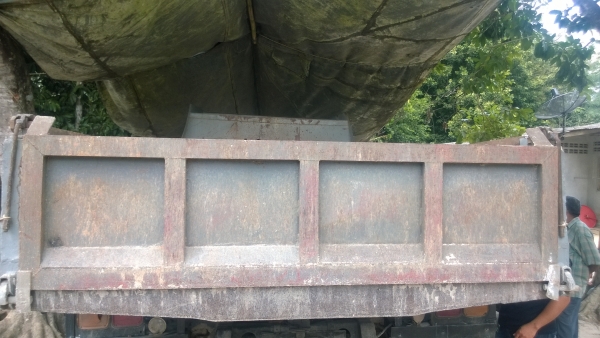 ISUZU  รถดั้ม