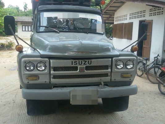 ISUZU  รถดั้ม