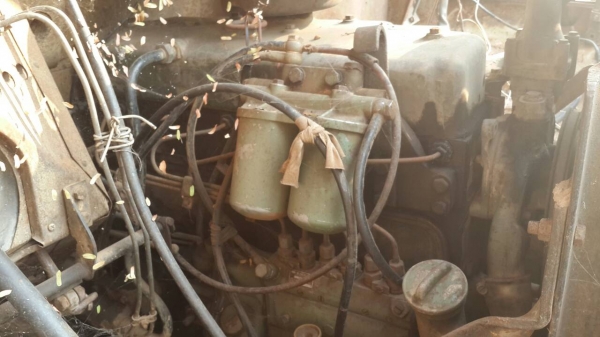 หกล้อเบ้นซ์ เครื่องดีเซล ๖ สูบ ชอบราคาเท่าไร ต่อรองกันได้ครับ