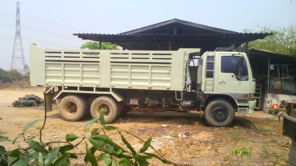 สิบล้อ ฮีโน่ ๓ เอ็ม รถปี ๓๘ เครื่องเดิม เกียร์เดิม ดั้มสามมิตร รถพันธ์สวย ลดราคาจาก 1,400,000 บาท.ลดราคาเพื่อ ล้างสต๊อคครั้งยิ่งใหญ่.