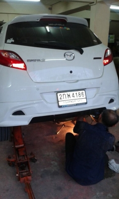 ขายท่อแต่ง Mazda2 สภาพใหม่ๆราคา 2000 บาทครับ