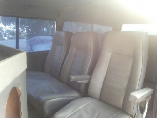 ขายด่วน &quot; ตู้ URVAN เครื่อง TD 27 แน่นๆ &quot; ขายถูก