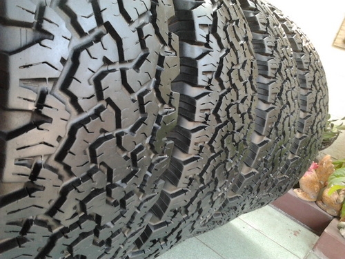 BF All 265/70/16 ปี11 สวยๆ ขาย 15500 BF All 265/70/16 ปี11 สวยๆ ขาย 15500