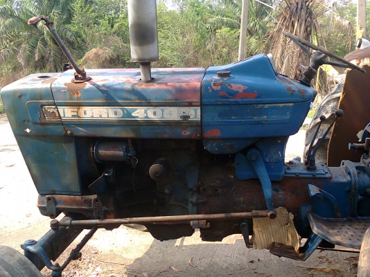 ขายถูกรถไถ FORD 4000 นำเข้าเก่านอก