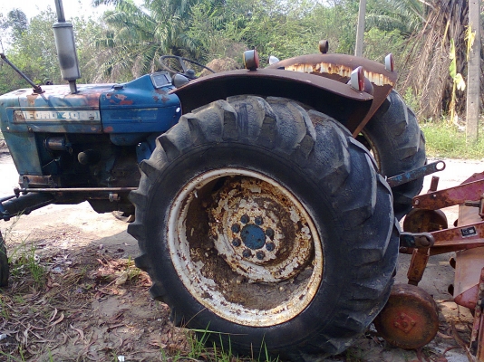 ขายถูกรถไถ FORD 4000 นำเข้าเก่านอก