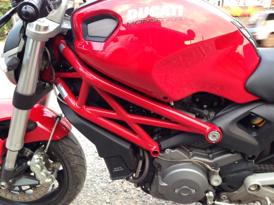 ขายDUCATI M795 รถศูนย์ ทะเบียนพร้อมโอน
