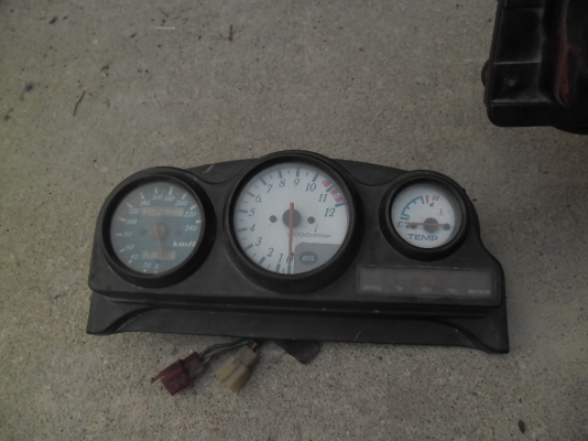 ไมล์ คาวา