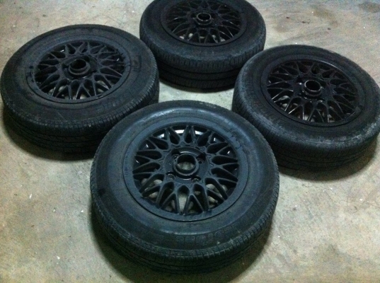 เอ็นไกแท้ 14 กว้าง6 4รู114 ล้อสภาพดี สีต้องไปทำ เกะกะบ้านครับ 4วง2000 มาเอาไปเลย ไม่มียางนะครับ