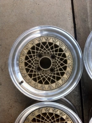 ล้อญี่ปุ่นแท้ Autostrada รุ่น Pirelli Mesh ลายรังผึ้ง3ชิ้นแท้กลับอ๊อฟได้(หายากมาก)