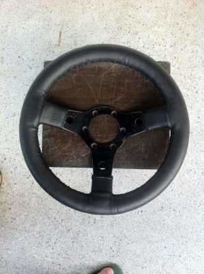 ขาย...พวงมาลัยคลาสิค Luisi - made in Italy(since 1984) ขาย...พวงมาลัยคลาสิค Luisi - made in Italy(since 1984)