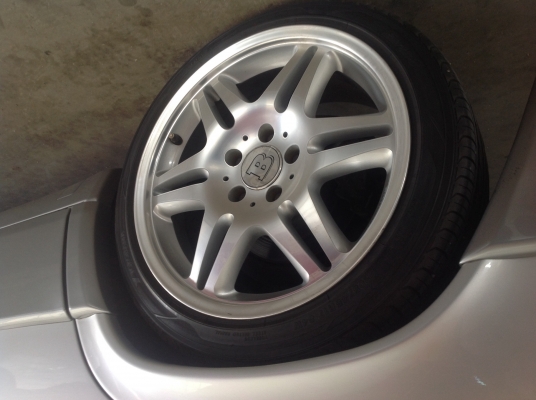 Benz 190 ซันลูป งามๆครับ