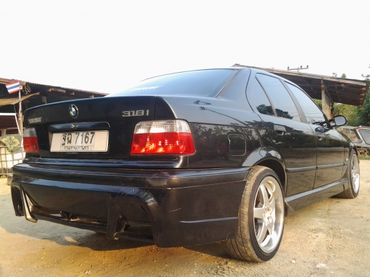 bmw 318i เกียร์MT เครื่องเสียงชุดใหญ่แม็ค18 พรีอมใช้ปี95