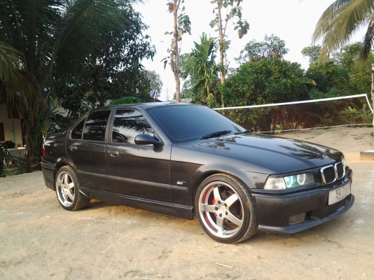 bmw 318i เกียร์MT เครื่องเสียงชุดใหญ่แม็ค18 พรีอมใช้ปี95