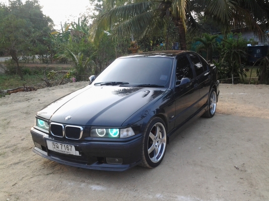 bmw 318i เกียร์MT เครื่องเสียงชุดใหญ่แม็ค18 พรีอมใช้ปี95