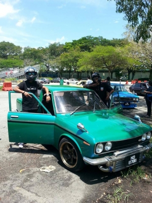 ขาย...กระจกทรงกระสุน GT napolean