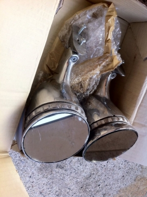 ขาย...กระจกทรงกระสุน GT napolean