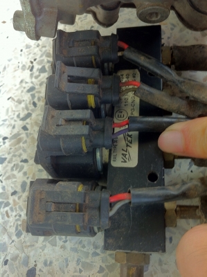 ขายชุดแก๊สหัวฉีดเครื่อง4สูบ สภาพดี มีกล่องคุม/ชุดหัวฉีด/หม้อต้ม ตามรูปใครใส่ระบบดูดอยู่เอาไปใส่แทนได้เลยประหยัดขึ้นเยอะ