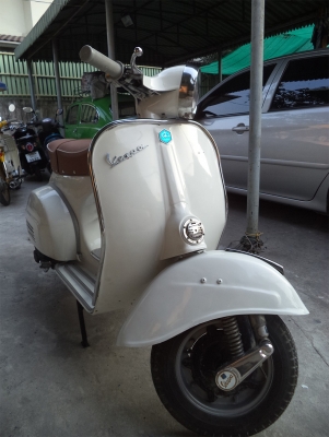 (((((( Vespa Sprint  สีขาว ทะเบียนพร้อมโอน )))))