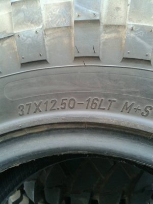 ขายMAXXIS Trepador 37 R 16
