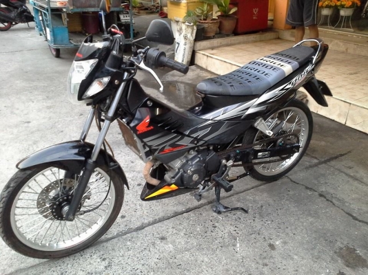 Sonic ปี 49 สีดำ ตัวใหม่แท้ๆ กุญแจใหญ่ โช๊คดำ อาร์มดำ เครื่องแน่น ไม่หลวม เอกสารครบ