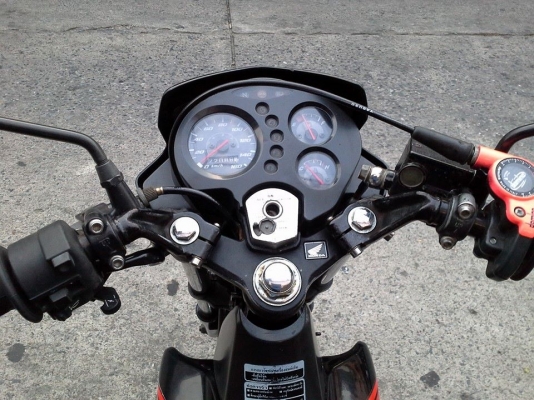 Sonic ปี 49 สีดำ ตัวใหม่แท้ๆ กุญแจใหญ่ โช๊คดำ อาร์มดำ เครื่องแน่น ไม่หลวม เอกสารครบ