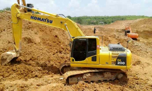 ขายดาวน์..PC200-8 สวยดุจหงค์..2450ชม.ขายดาวน์...ผ่อนต่อ... ขายดาวน์..PC200-8 สวยดุจหงค์..2450ชม.ขายดาวน์...ผ่อนต่อ...