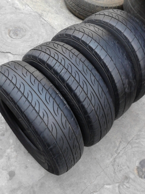 175/70R13 DUNLOP SP70e  มีชุด 4 เส้น TEL.081-427-3941
