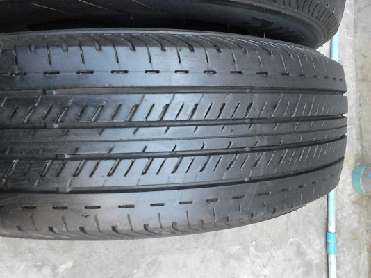 205/70R15 BRIDGESTONE DURAVIS R611 มี 3 เส้น TEL.081-427-3941 205/70R15 BRIDGESTONE DURAVIS R611 มี 3 เส้น TEL.081-427-3941
