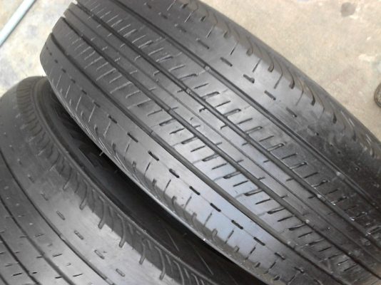 205/70R15 BRIDGESTONE DURAVIS R611 มี 3 เส้น TEL.081-427-3941 205/70R15 BRIDGESTONE DURAVIS R611 มี 3 เส้น TEL.081-427-3941