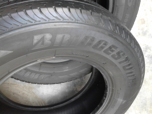 205/70R15 BRIDGESTONE DURAVIS R611 มี 3 เส้น TEL.081-427-3941 205/70R15 BRIDGESTONE DURAVIS R611 มี 3 เส้น TEL.081-427-3941