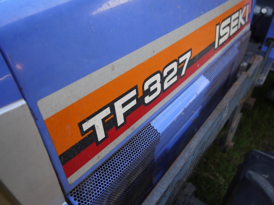 ขายครับ ISEKI TF 327 ขับเคลื่อน 4ล้อครับ