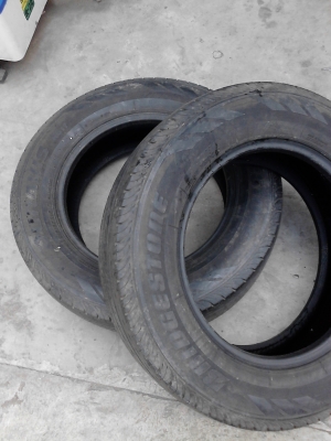 215/65R16 BRIDGESTONE DURAVIS มี 2 เส้น TEL.081-427-3941 215/65R16 BRIDGESTONE DURAVIS มี 2 เส้น TEL.081-427-3941