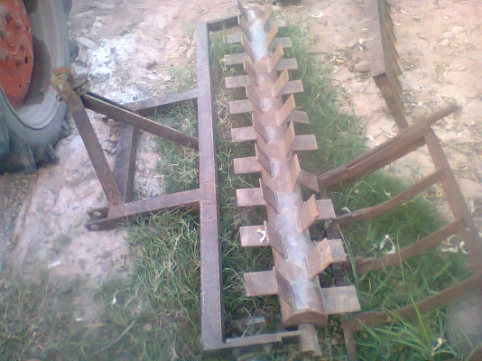 ขาย คูโบต้า L2201 ุ  เครื่องดี เกียร์ดี ไฮดรอลิคดี+ล้อเหล็ก+ขลุบ+คราด