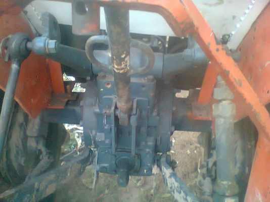 ขาย คูโบต้า L2201 ุ  เครื่องดี เกียร์ดี ไฮดรอลิคดี+ล้อเหล็ก+ขลุบ+คราด